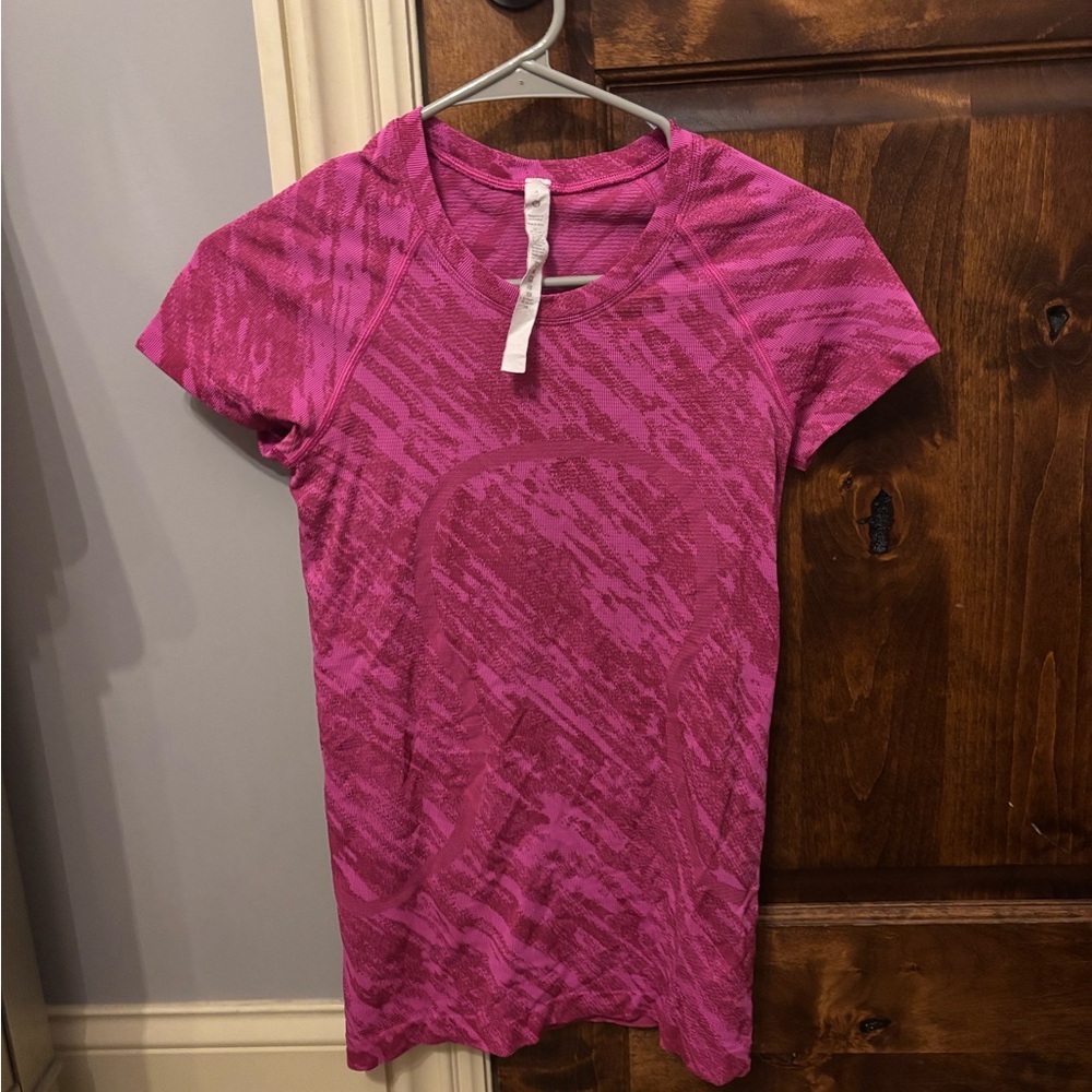 Lululemon Swiftly Tech Short Sleeve Shirt 2.0